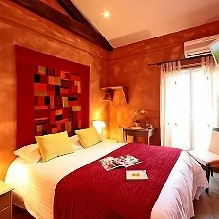 Logis Les Glycines Mellé