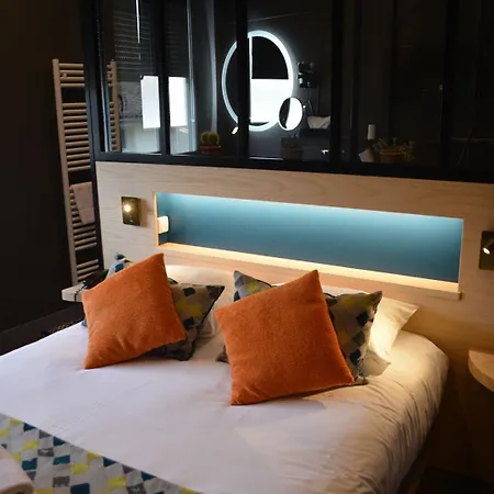 Szálloda Logis Les Glycines Mellé