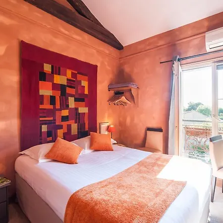 Hotel Logis Les Glycines Mellé