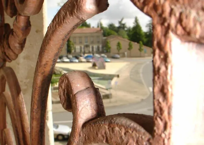 Logis Les Glycines Mellé