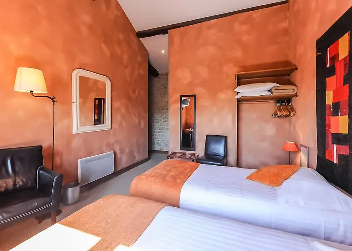 Hotel Logis Les Glycines