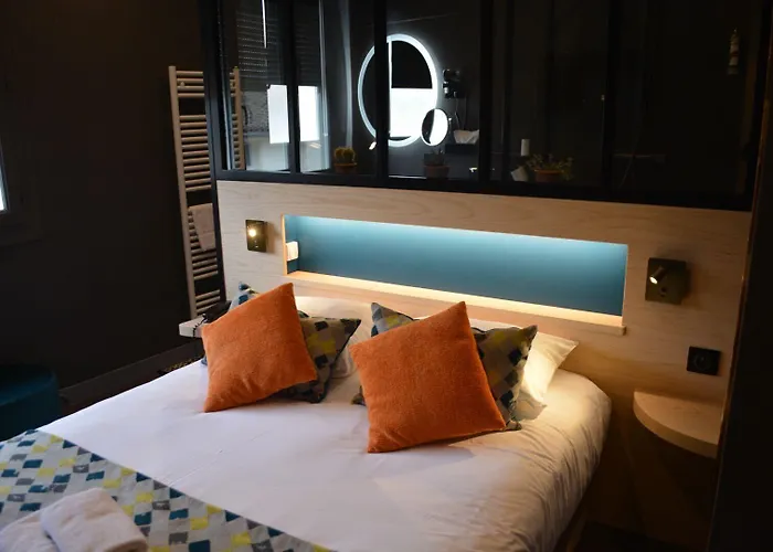 Hotel Logis Les Glycines Mellé